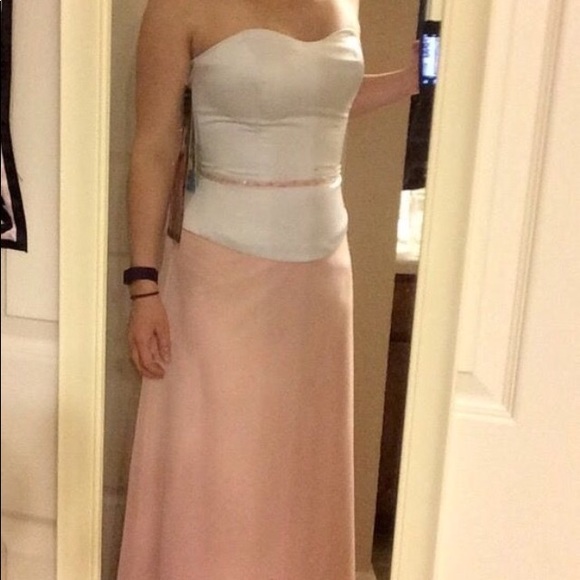 Special Occasion Pink and White Dress - Picture 5 of 5